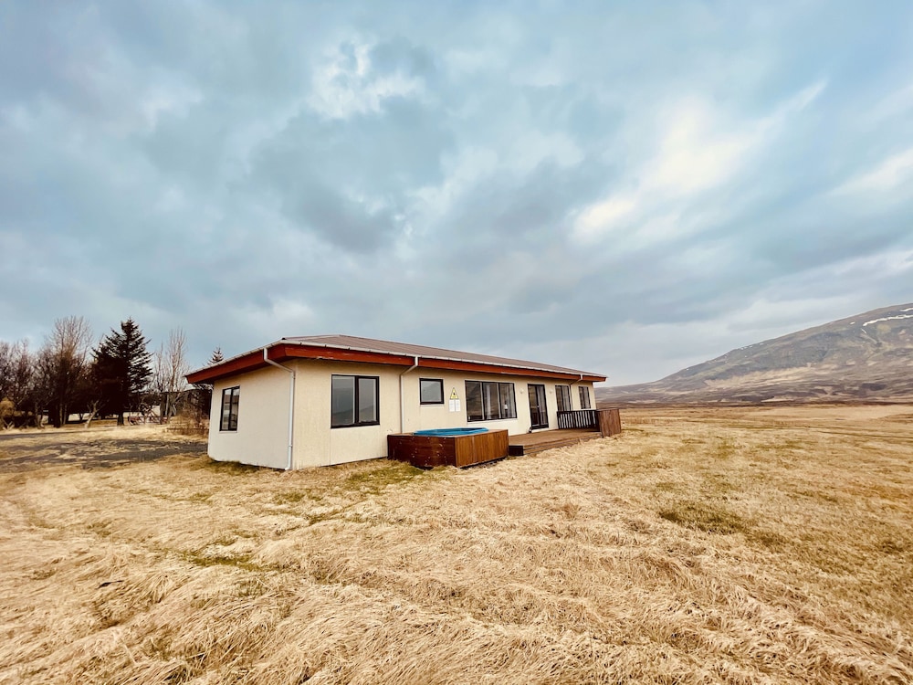 Borealis Lodges view 2