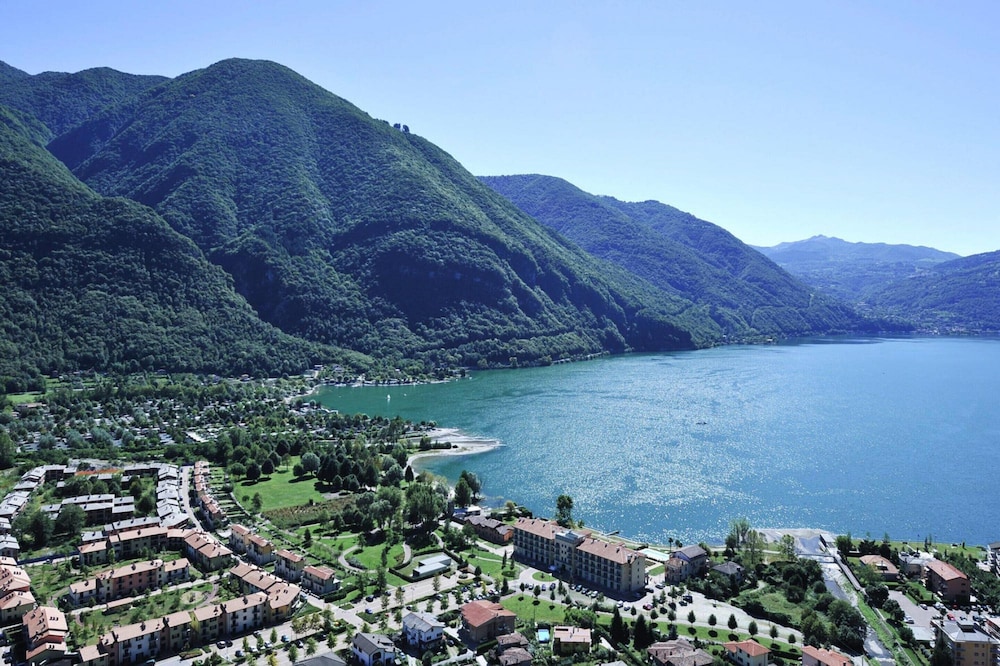 Apartment in Porlezza With Lake View photo 3