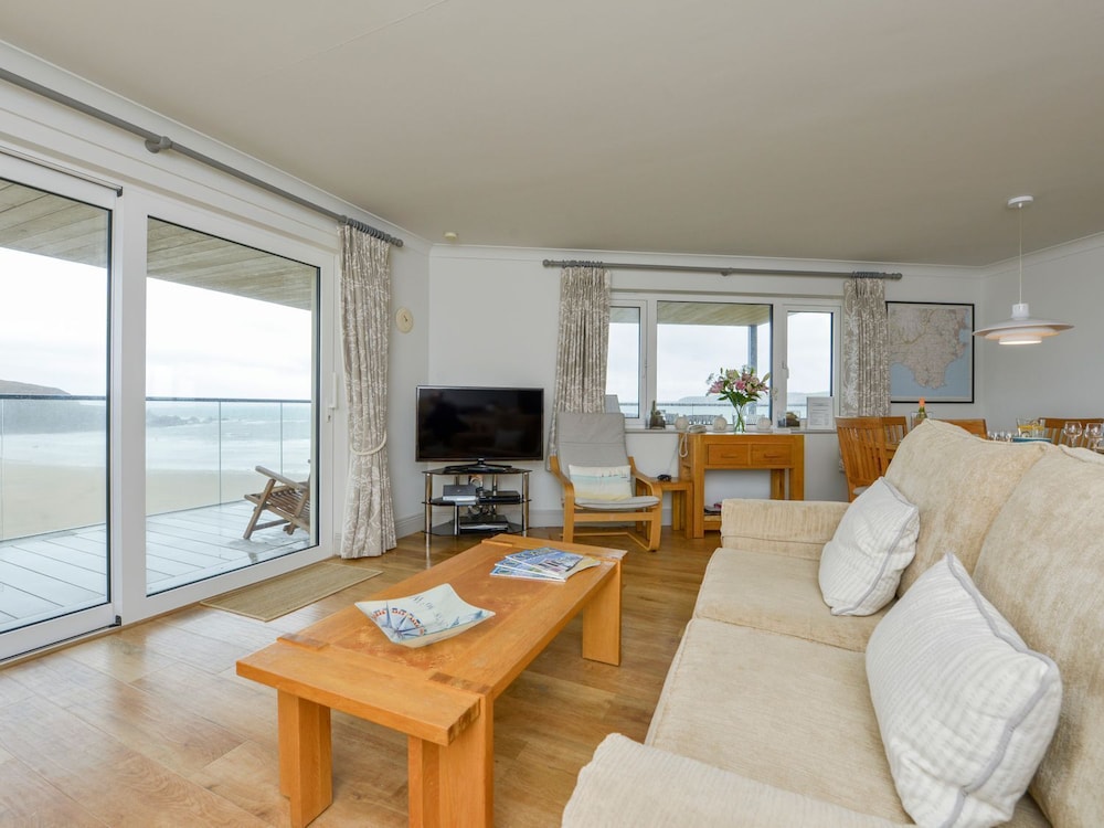 17 Burgh Island Causeway
