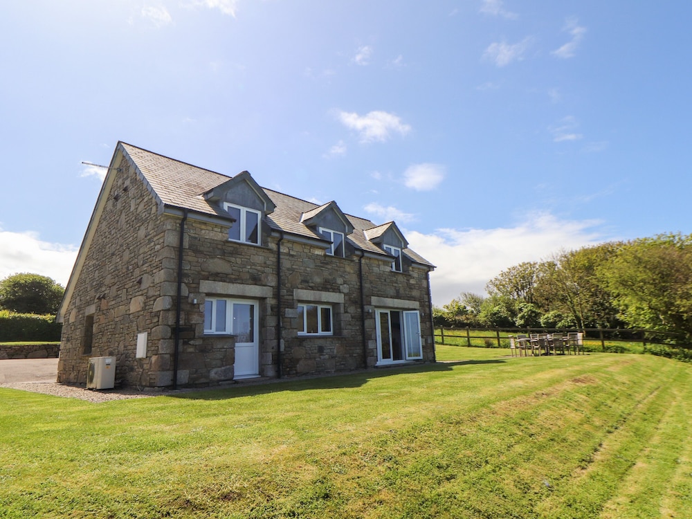 Charlotte's House