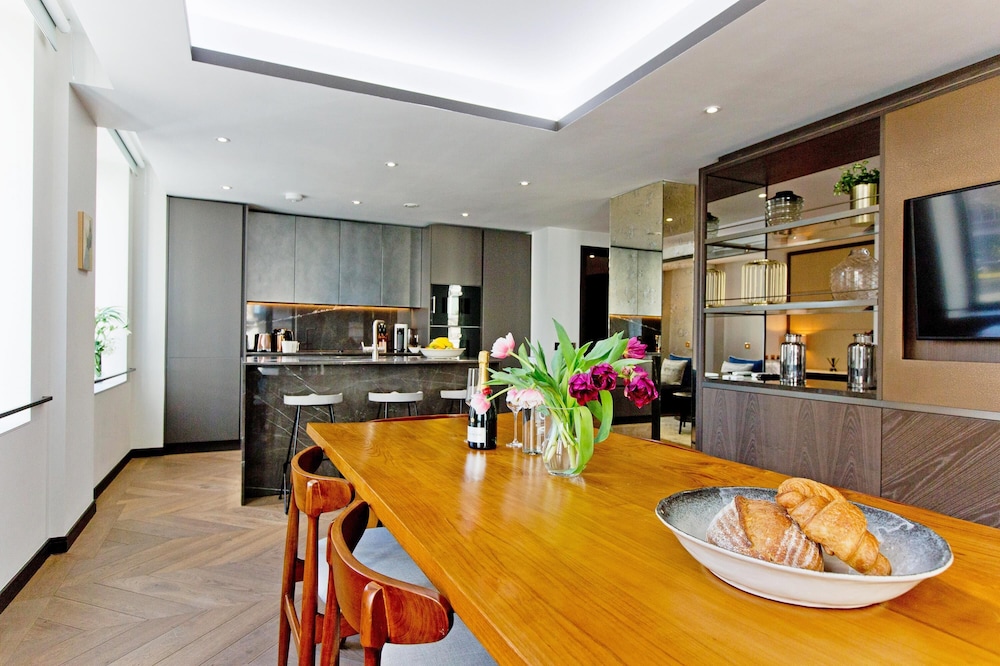 3-bed Deluxe Apt 101