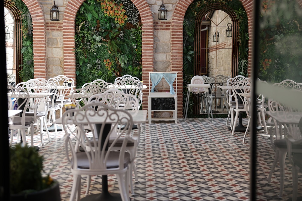 Saratoga Otel - Image 5