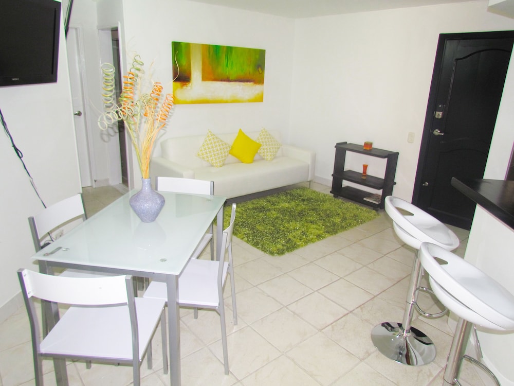 Apartamentos SOHO Basic - Vistas al Mar