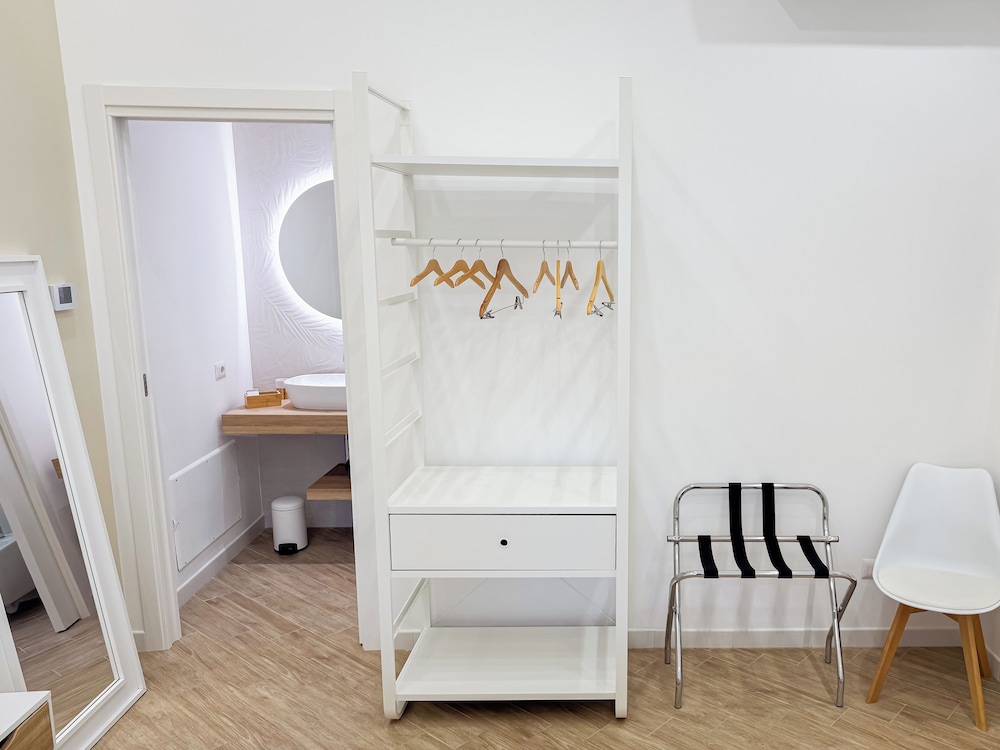 Giandra Rooms and Garden