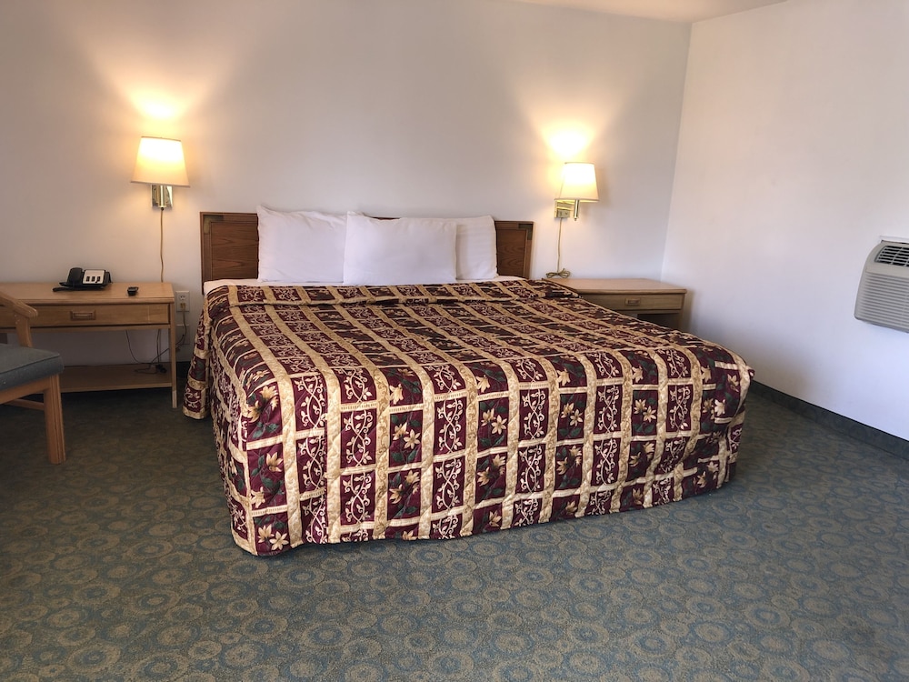 Deep Well Motel view 5