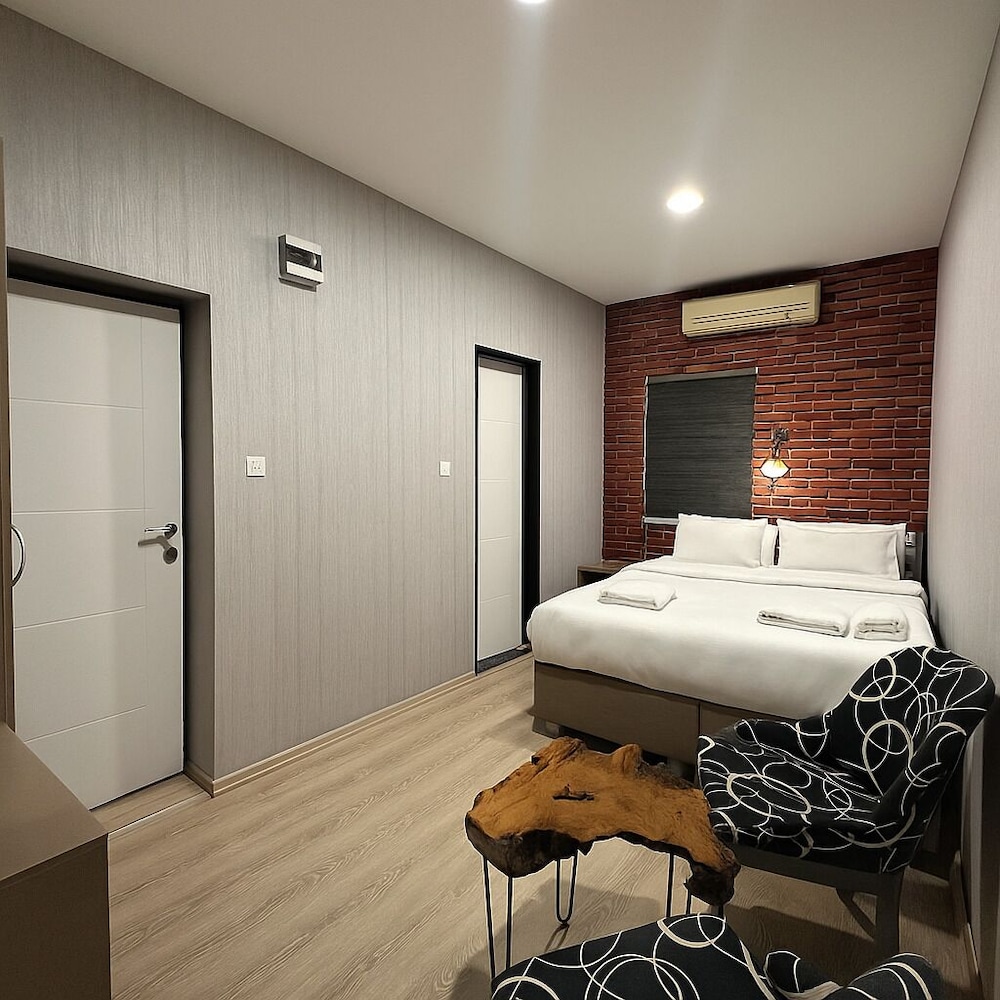 Central Stay