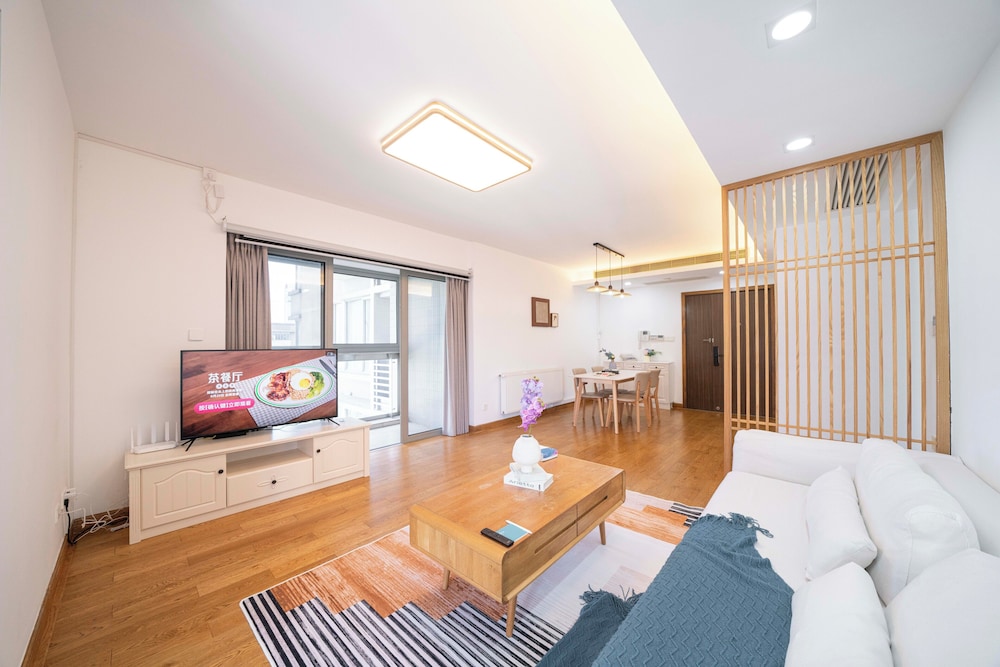 Tyms 3BR 2BA Apartment Yongxin Century