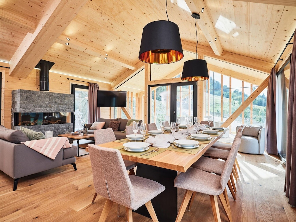 Luxury Chalet With Pool and Sauna Near Ski Lift