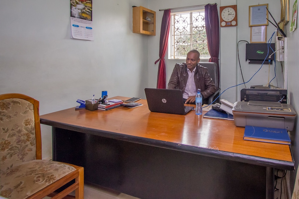 Ivys Inn Guest House