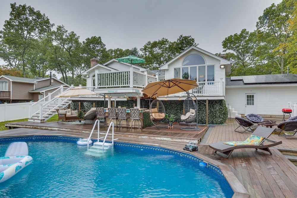 'dreams of Paradise' Luxury Home w/ Pool! - Property Image 2