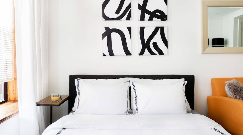 1597 New York Apt
