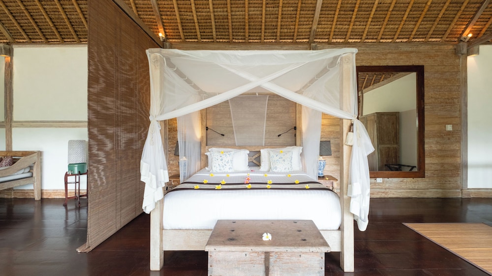 Villa Shamballa by Villa Finder