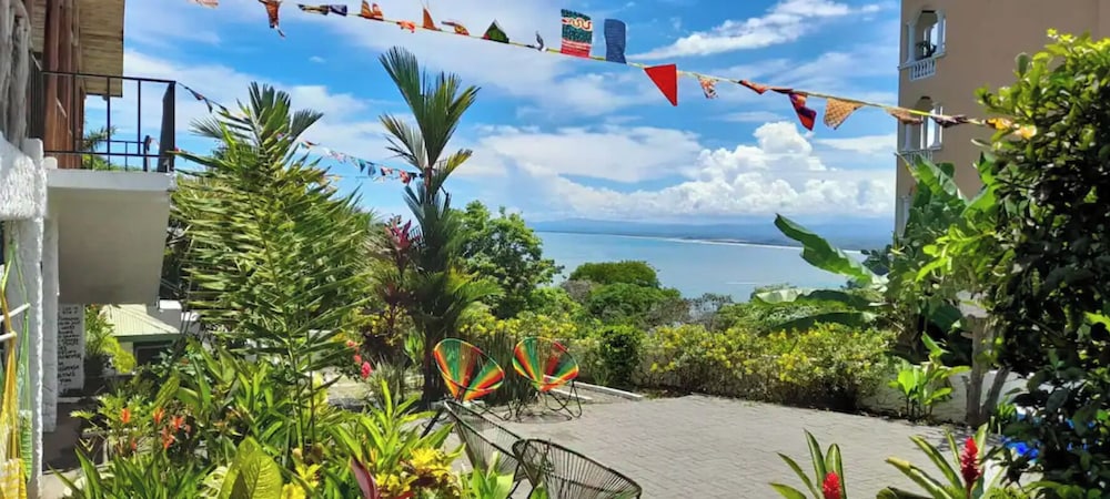 Mi Zaru beautiful sea view hotel