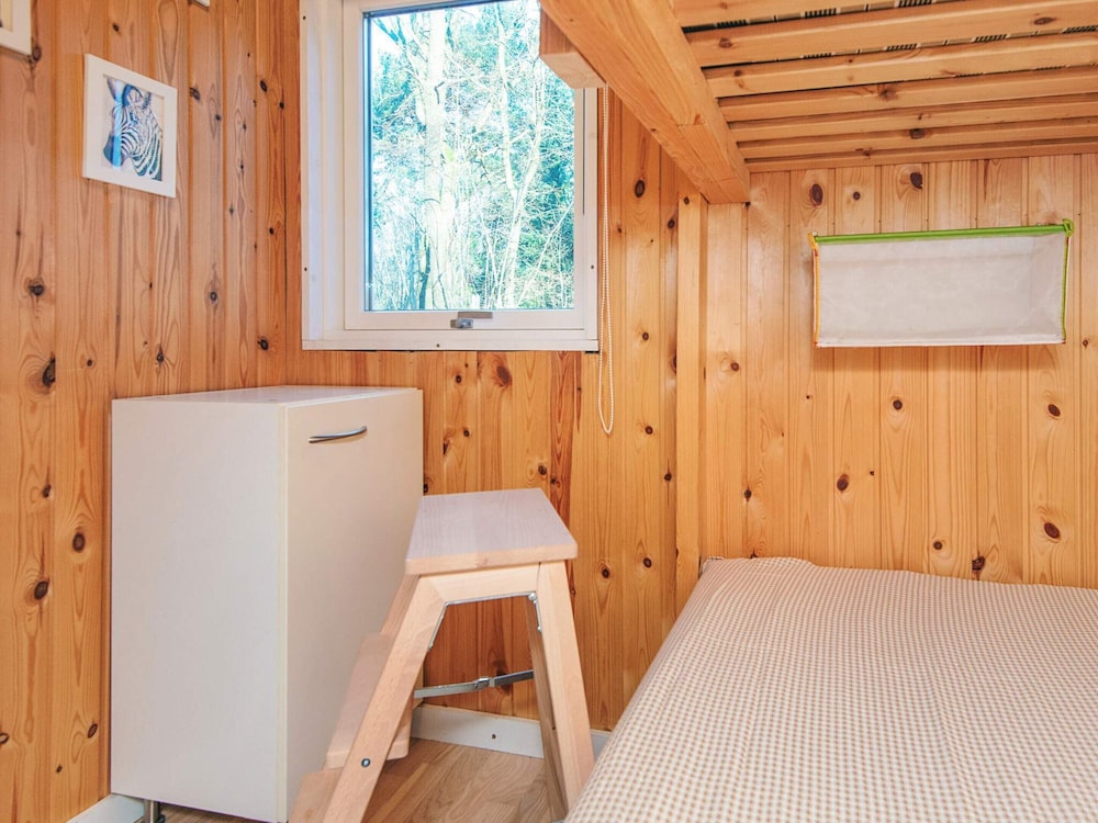 Peaceful Cabin Retreat in Ebeltoft