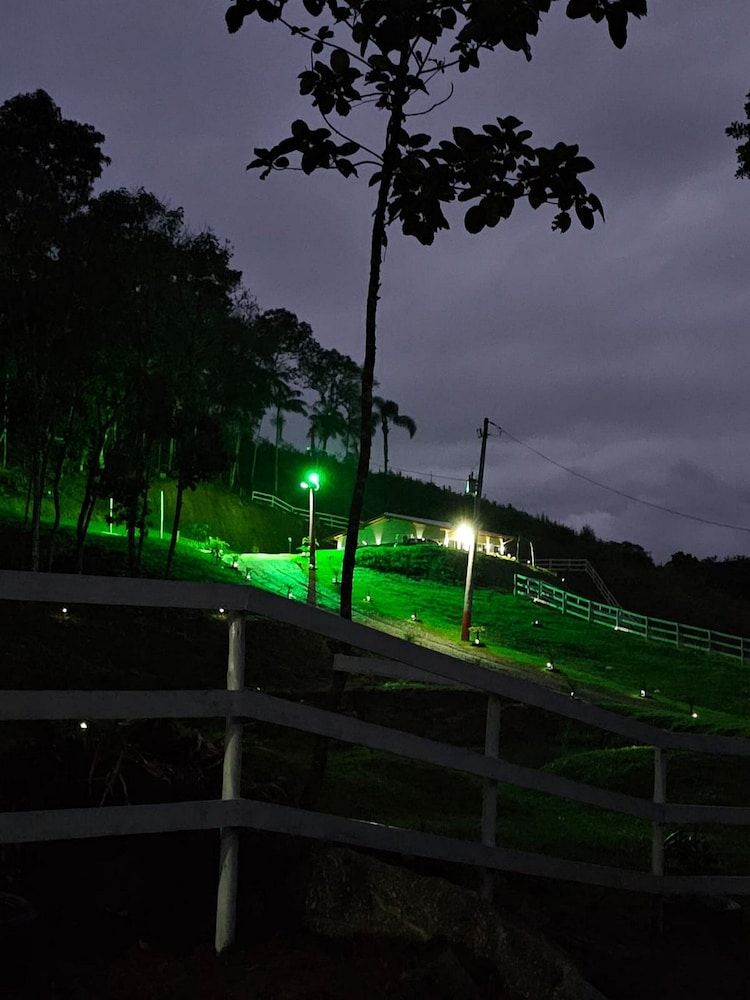 Refúgio da Montanha - Angelina - SC