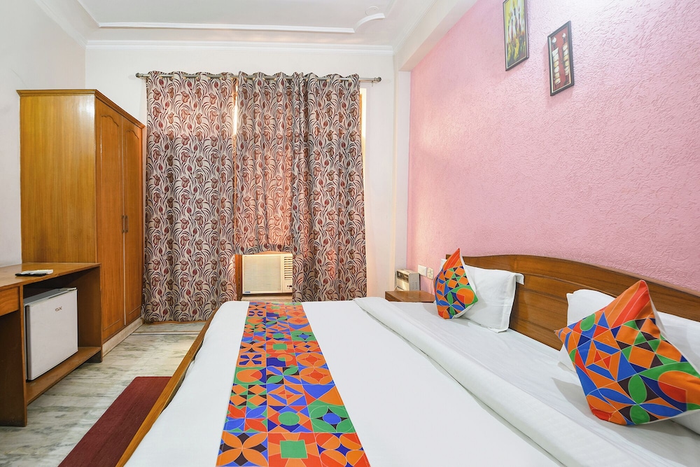 Fabhotel The Paradise