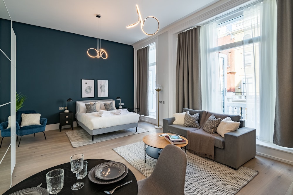 South Kensington Apartments