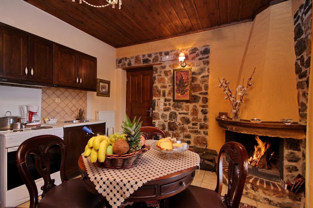 Menalia Villas & Suites