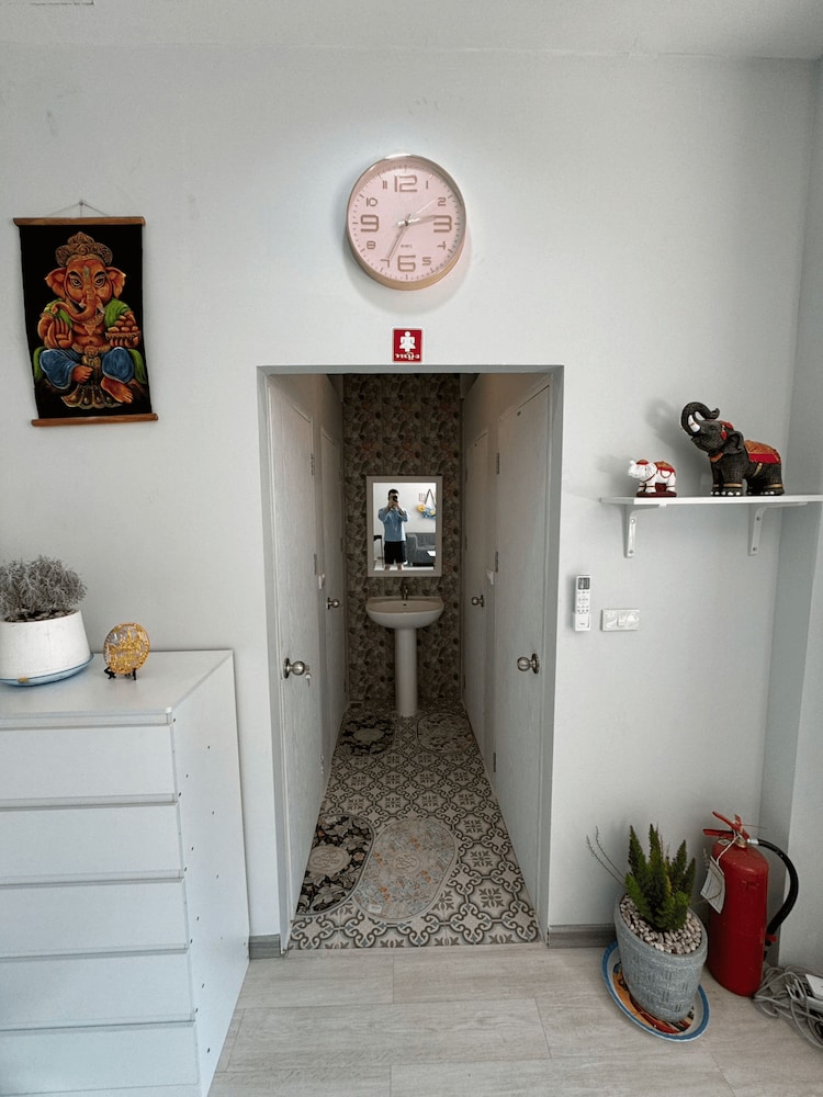 First Villa Life Hostel