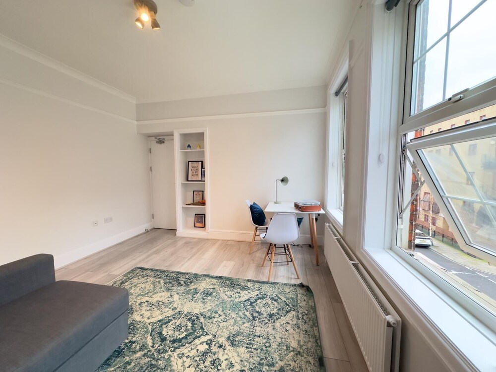 The King's Cross Boutique Apartment!!!