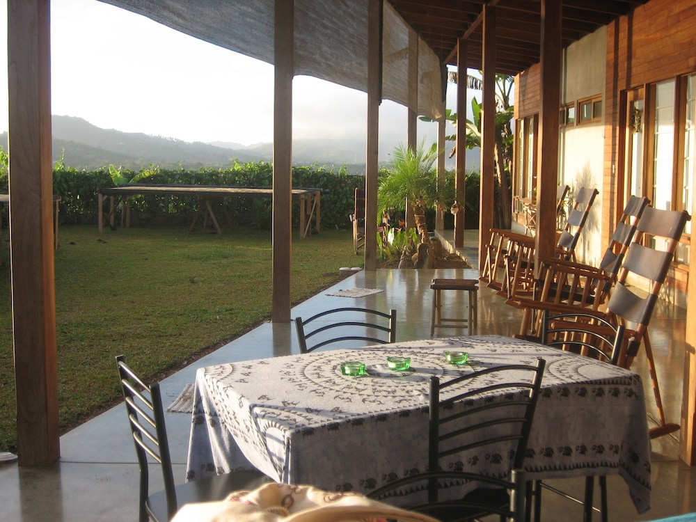 Casa Amanecer Bed & Breakfast