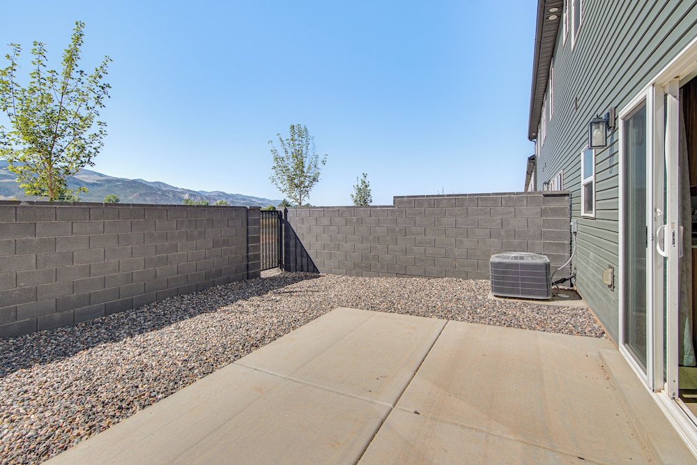 Built in 2025: Parowan Escape w/ Views!