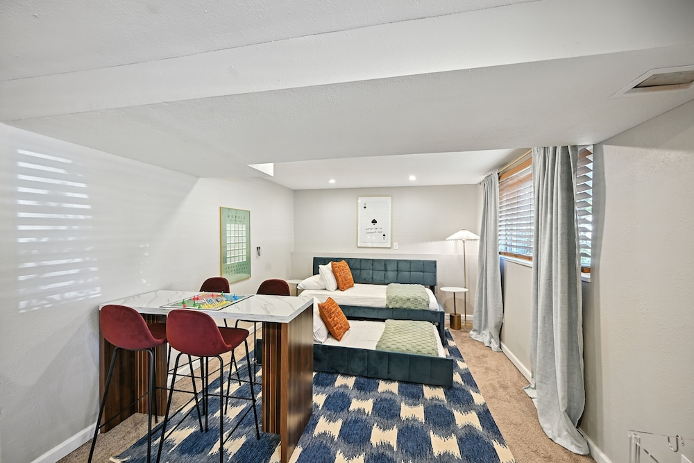 Family-friendly Arvada Getaway With Games Galore 4 Bedroom Home