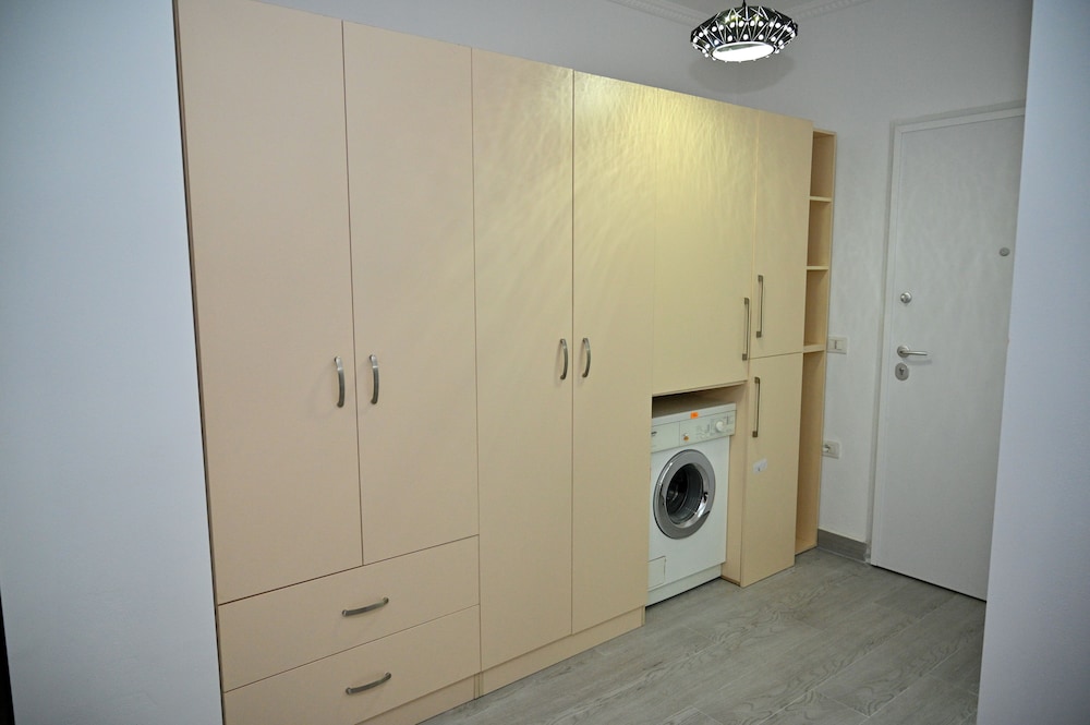 Elite Apartments