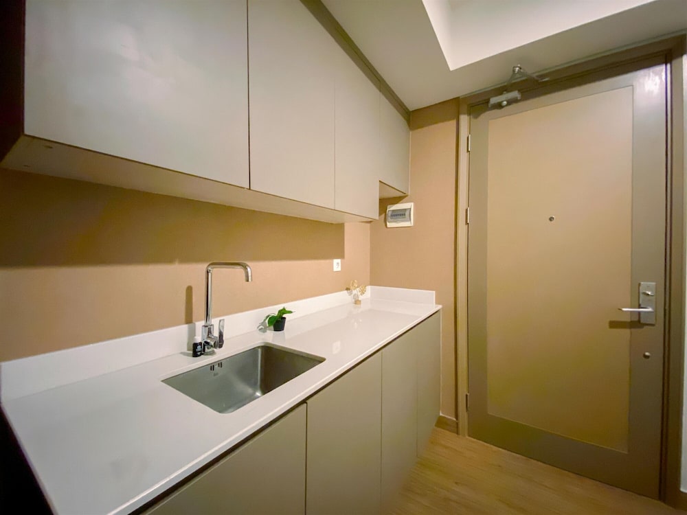 Great Location and Tranquil 1BR at Gold Coast PIK Apartment