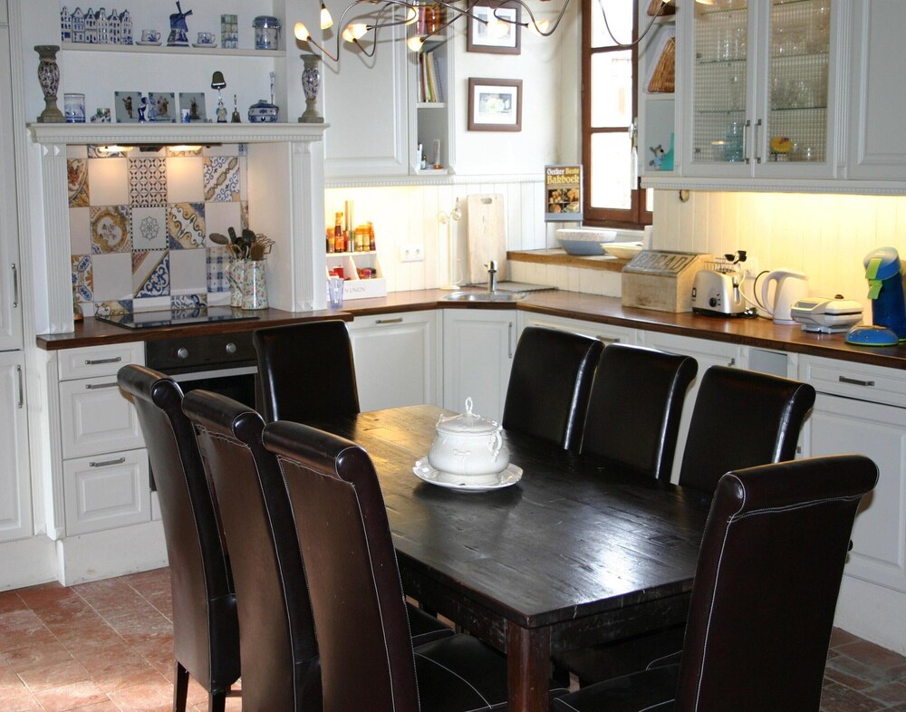 Estate in Pyrenees With Pool and Golf Nearby