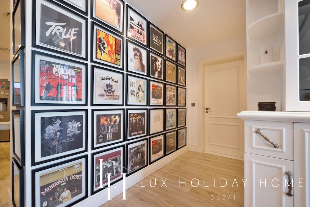 LUX The Shoreline Sea View Suite
