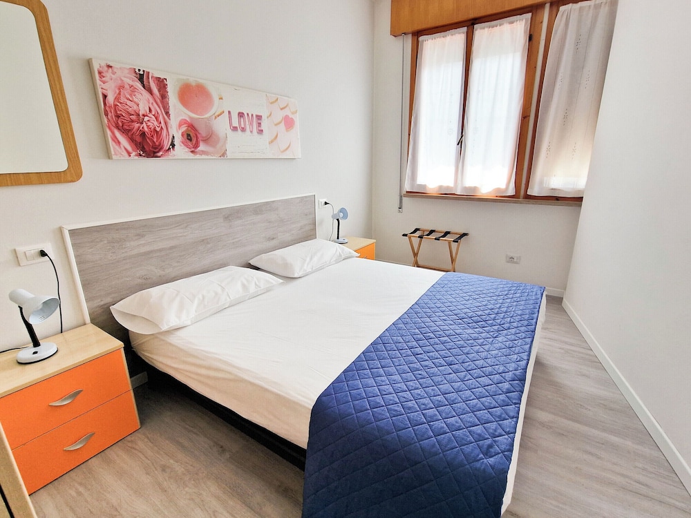 Comfy Bungalow Between Jesolo and Punta Sabbioni