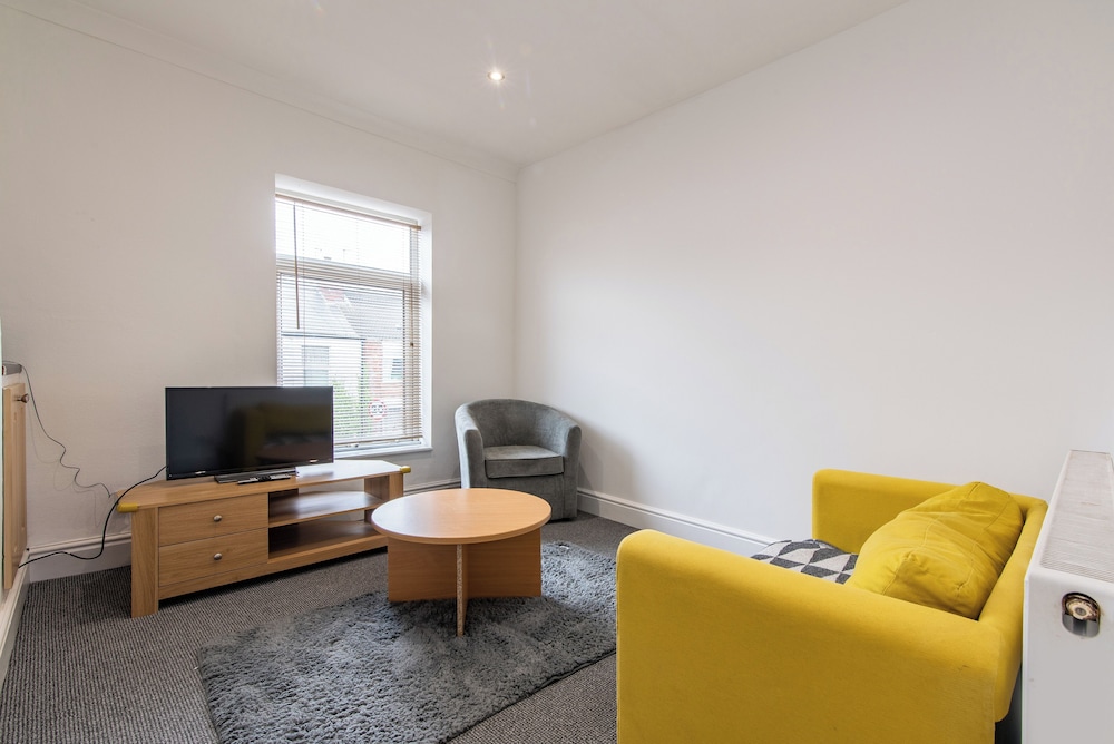 Chesterfield Lodge