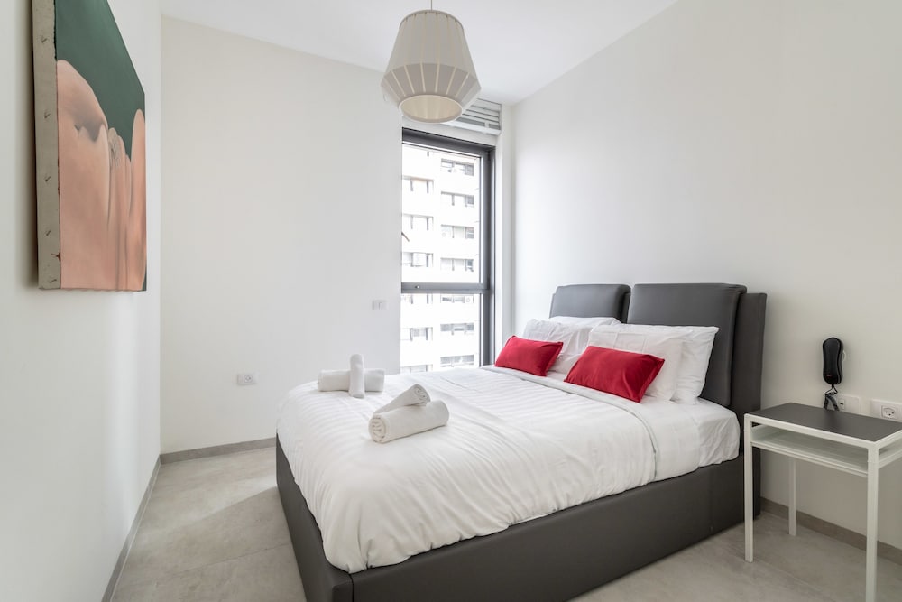 Jerusalem Suites Tower view 5