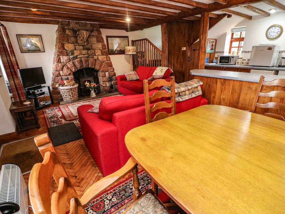Elm Cottage
