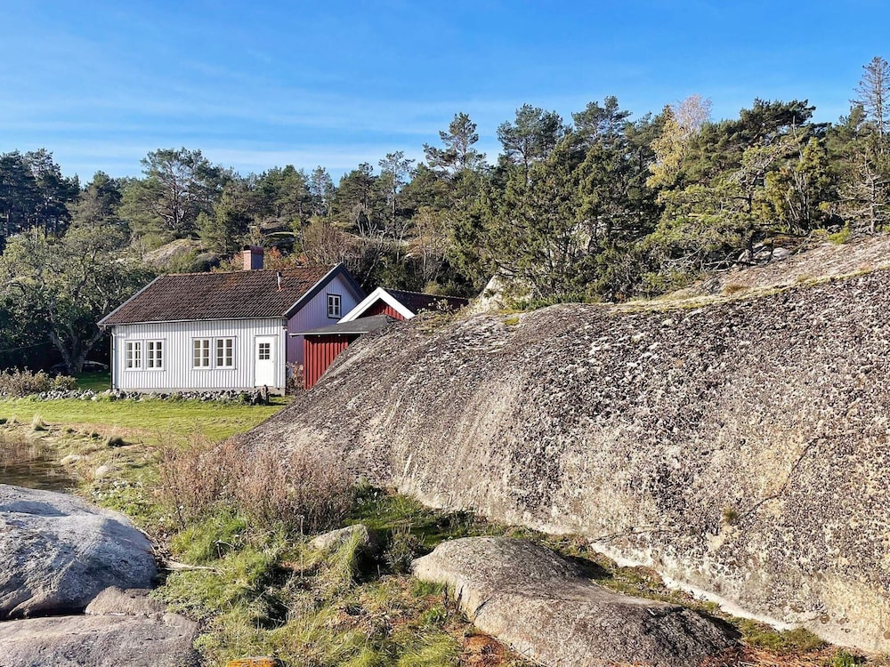 4 Star Holiday Home in Tanumshede-by Traum