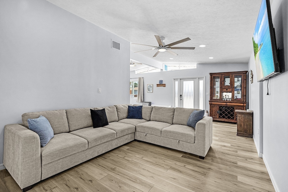 185 Hibiscus Hideaway: 3br Home On Fmb! 3 Bedroom Home