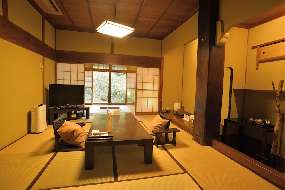 Shuzenji Kizuna Plus