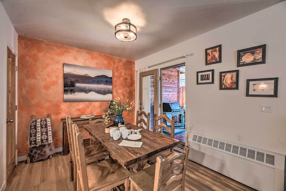 Mountain Lodge w/ Hot Tub, Walk to Grindstone Lake view 4