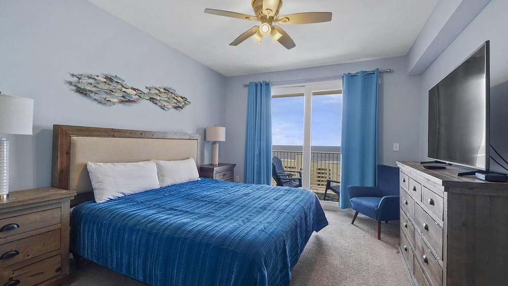 Laketown Wharf 1523