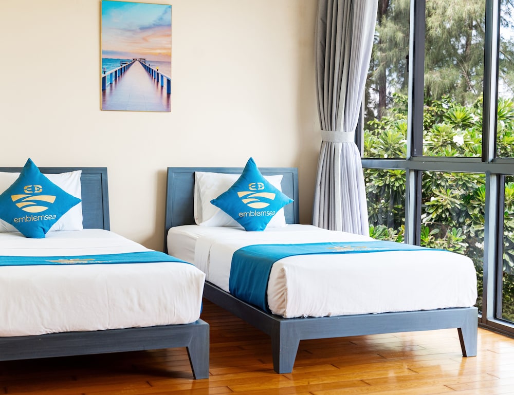 Danang private pool villa by Esea43