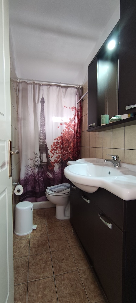 Kapetanos Rooms