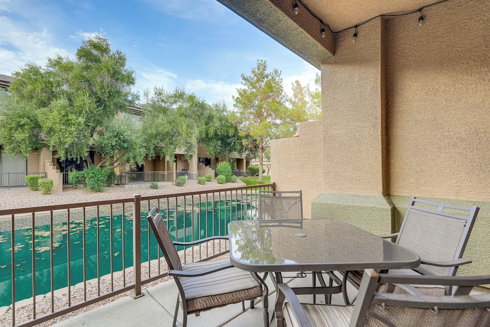 1 Mi to Golf: Lake-view Condo w/ Pool in Chandler!