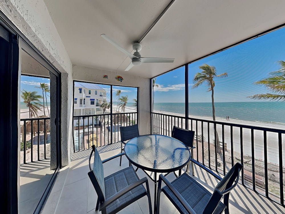 Seaside by Distinctive Beach Rentals