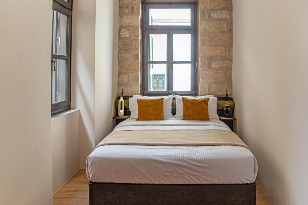 Epitome Suites