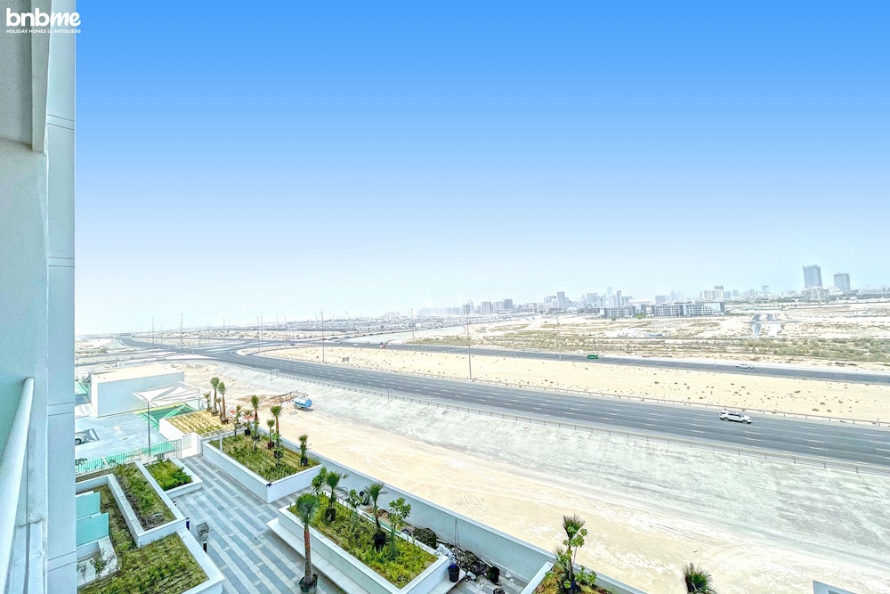 bnbme | Damac Hills Carson Tower | STUDIO