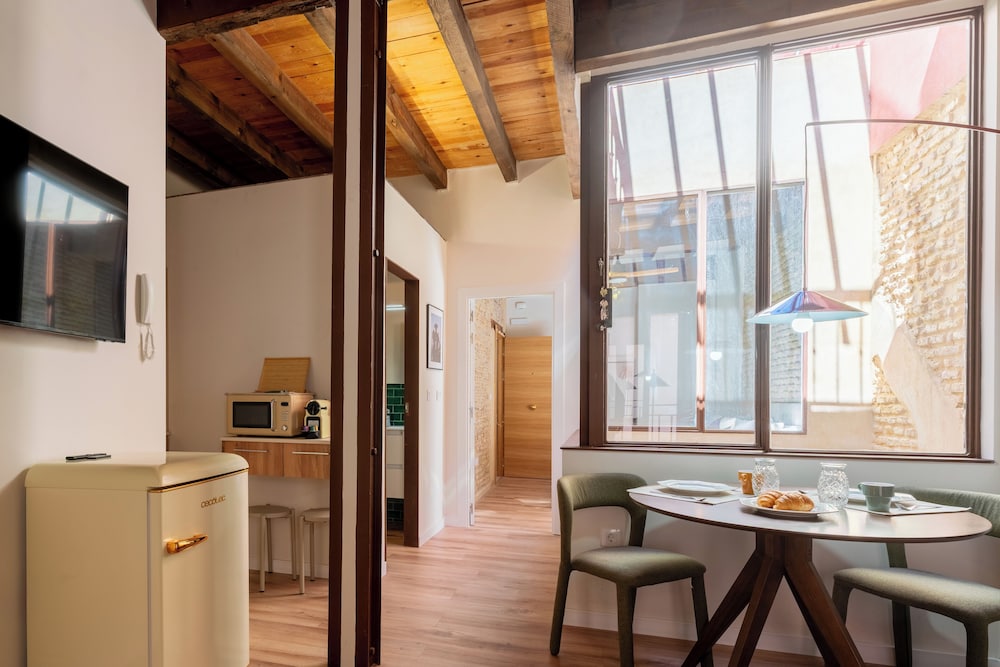 One&Lux Casa Barrabas