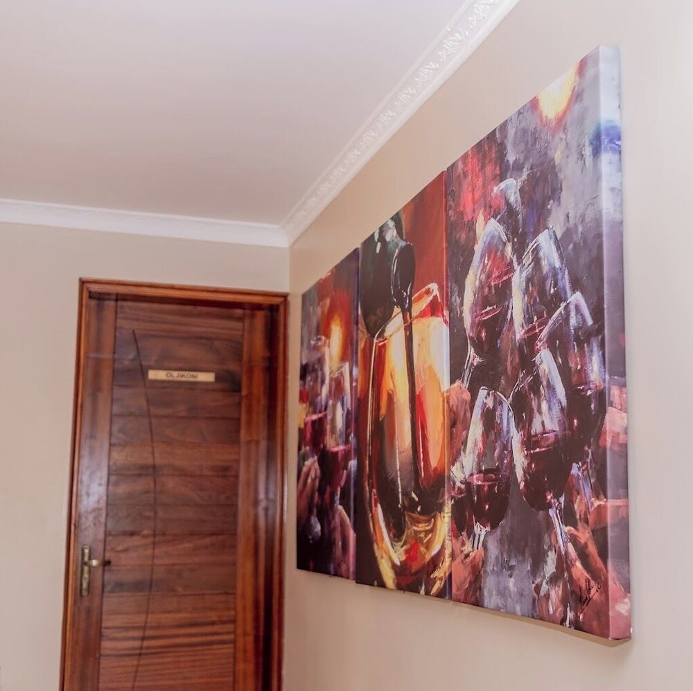 Lux Suites Enkarsis Bungalow Kisaju