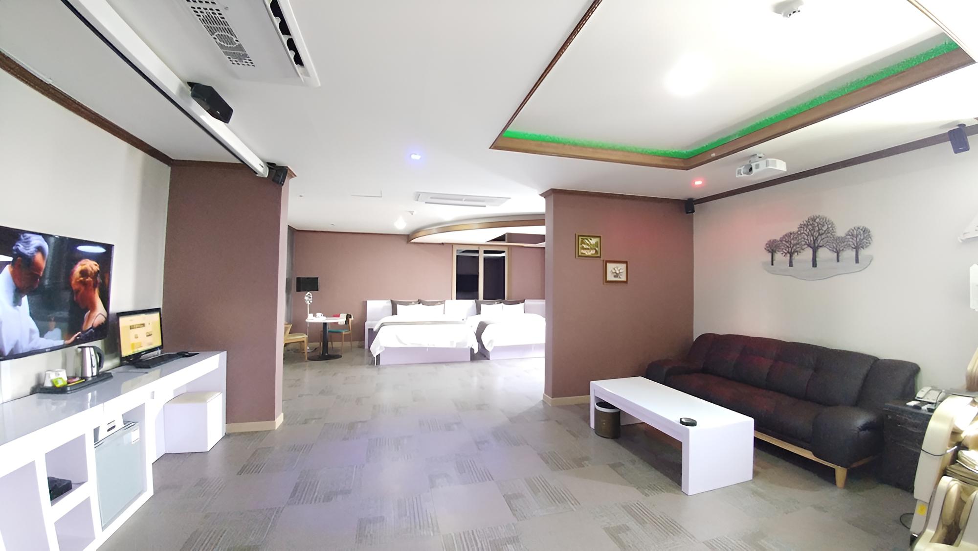 Seosan Hotel Iris view 4