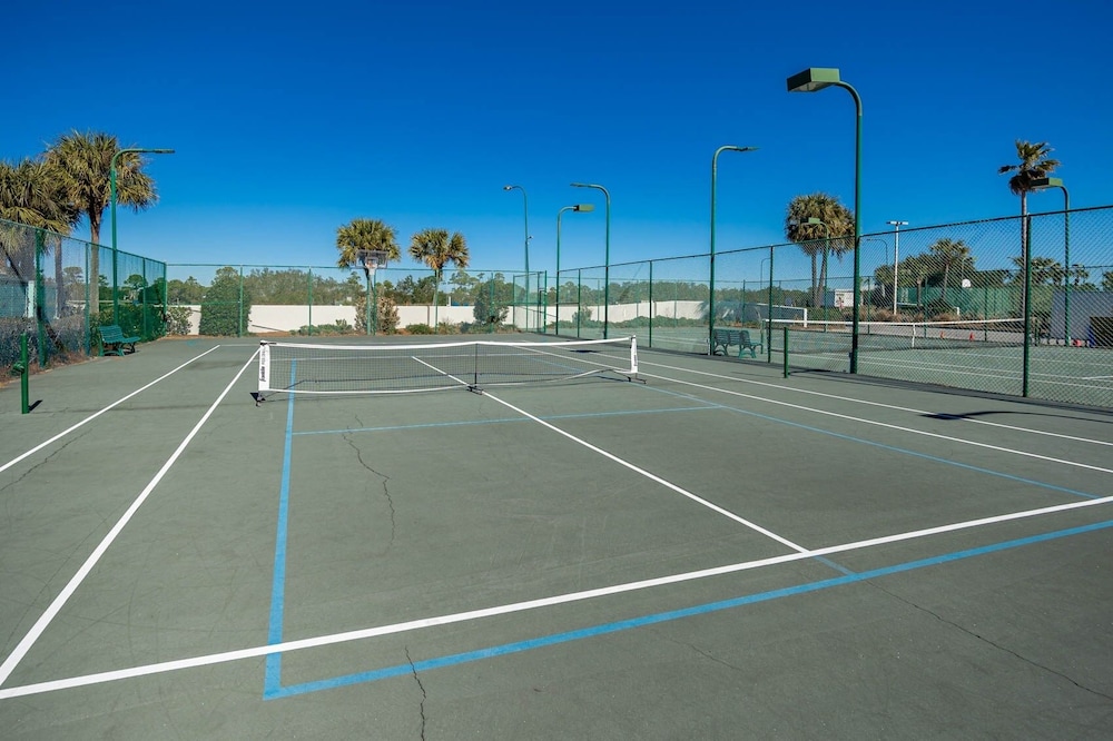 Phoenix Vi 61108 3 Bedroom Condo